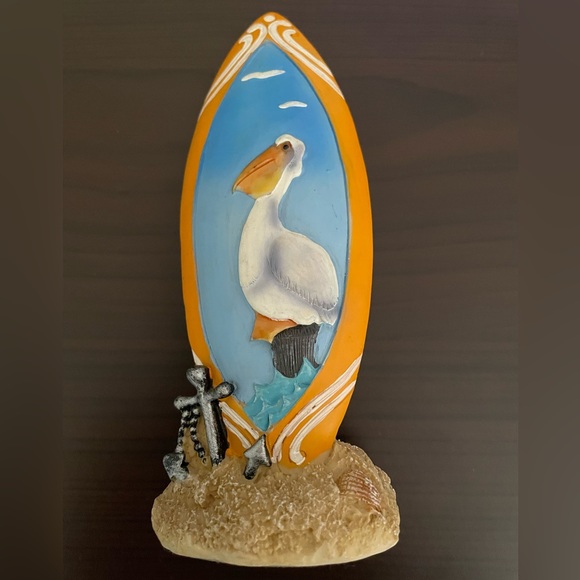 Decorative Surfboard with Pelican - Picture 3 of 9